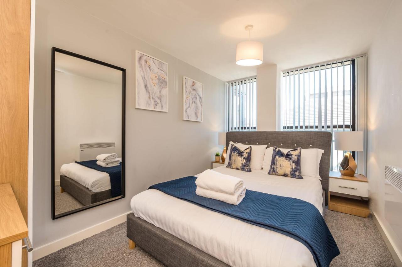 Host & Stay - Central Balcony Apt Liverpool Exteriör bild